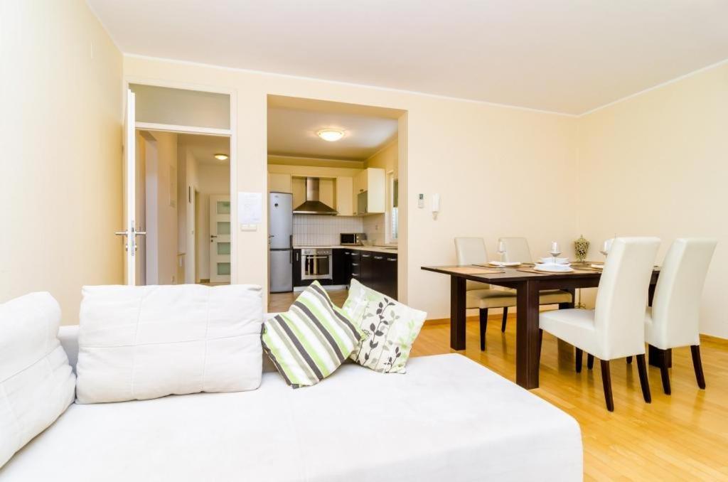 Marlea Sea-View Apartments Ντουμπρόβνικ Εξωτερικό φωτογραφία